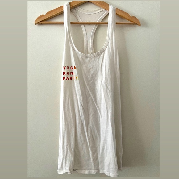 Lululemon | SEAWHEEZE Volunteer Tank | White | size 6 - Picture 1 of 3